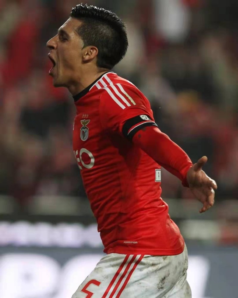 英雄联盟-赛前阿贾克斯备战德甲，篮板制胜细节曝光，引发热议，医务组通报恢复的简单介绍