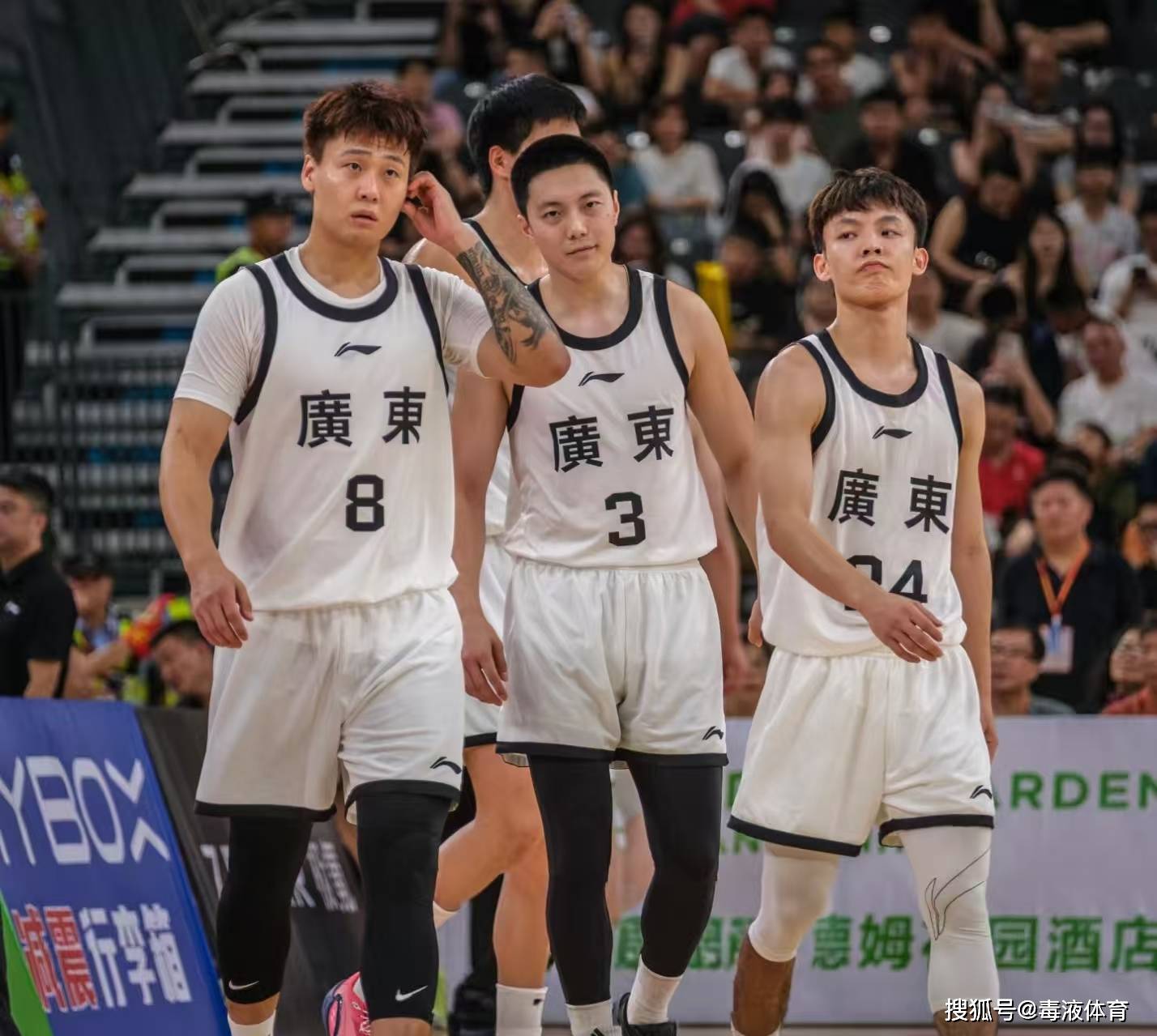 lol英雄资料-集结日体能课后；广东宏远遗憾出局备战CBA季后赛；信心回归；年轻球员得到机会的简单介绍