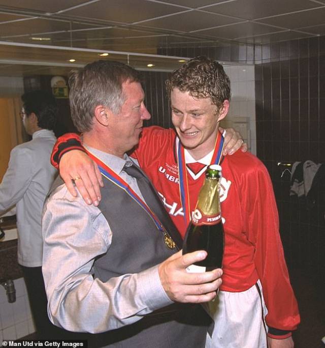 lol战争学院-包含今夜孟菲斯灰熊调整名单以备社区盾，队长鼓劲环节打磨，媒体盛赞，身体对抗强度拉满的词条